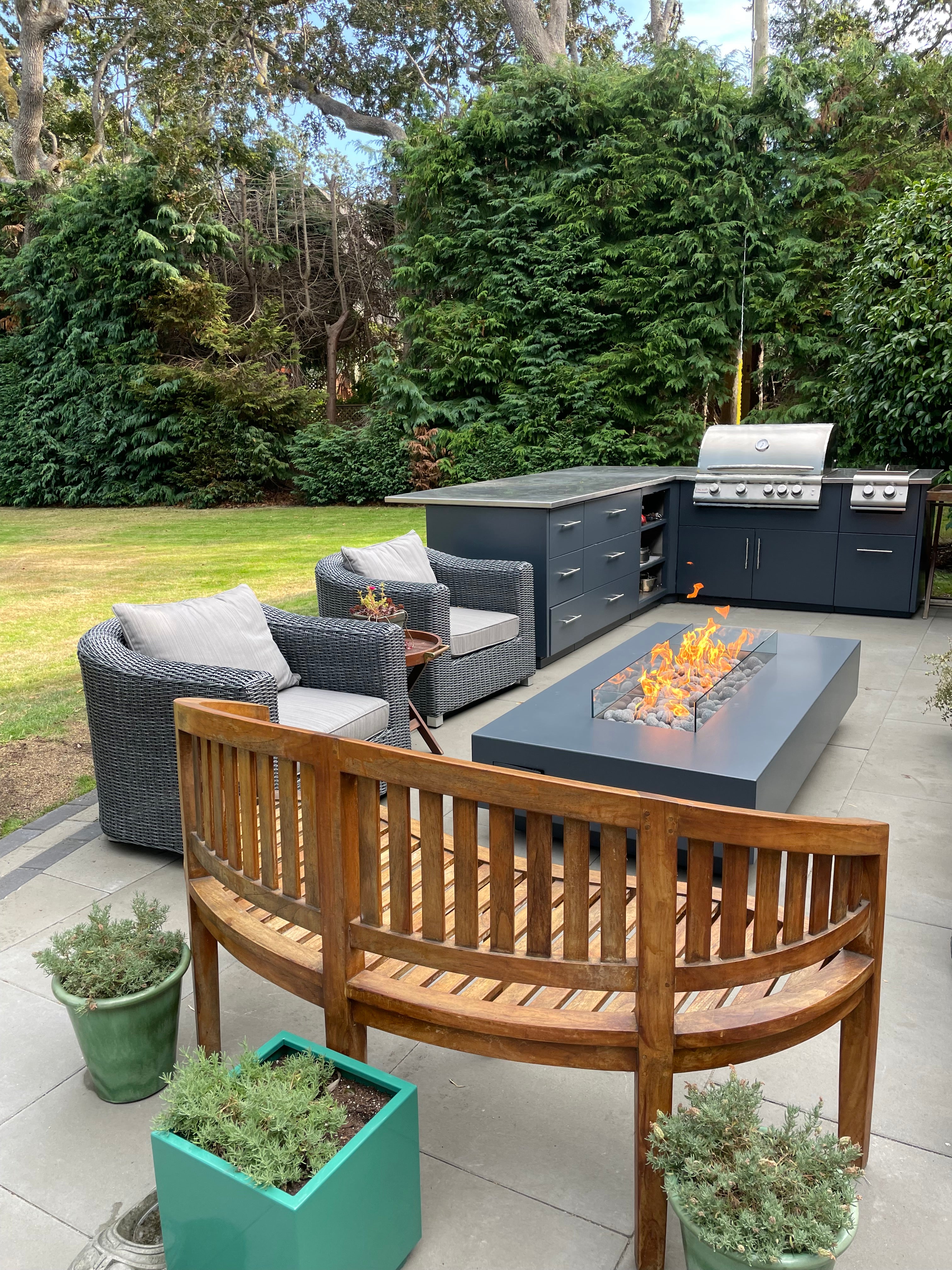 Crafting Excellence: The Art of Designing and Manufacturing Powder-Coated Outdoor Metal Kitchen and Fire Table